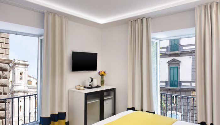 incanto-camera-4-finestre